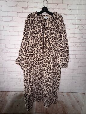 Kim Rogers Curvy Beige and Brown Leopard Print Fleece House Coat Size 1X